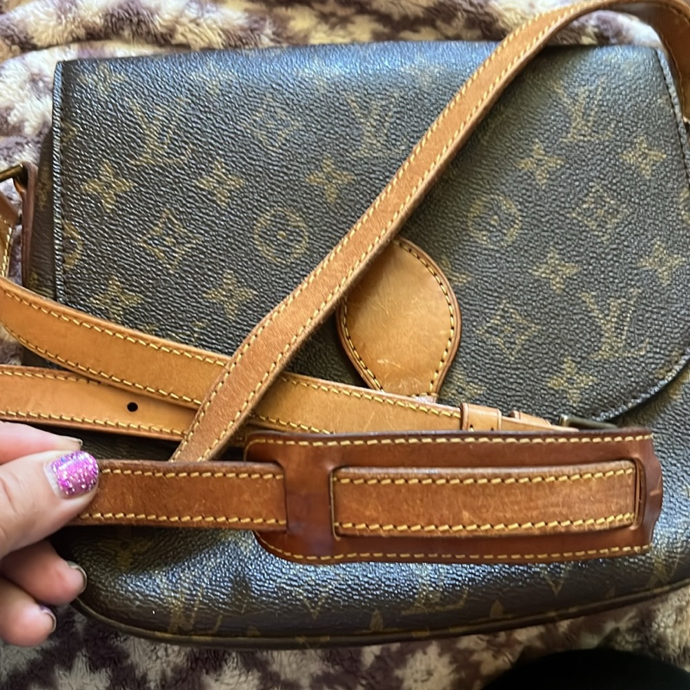 Louis Vuitton Saint Cloud GM Cross body with leather trim - Picture 16 of 16